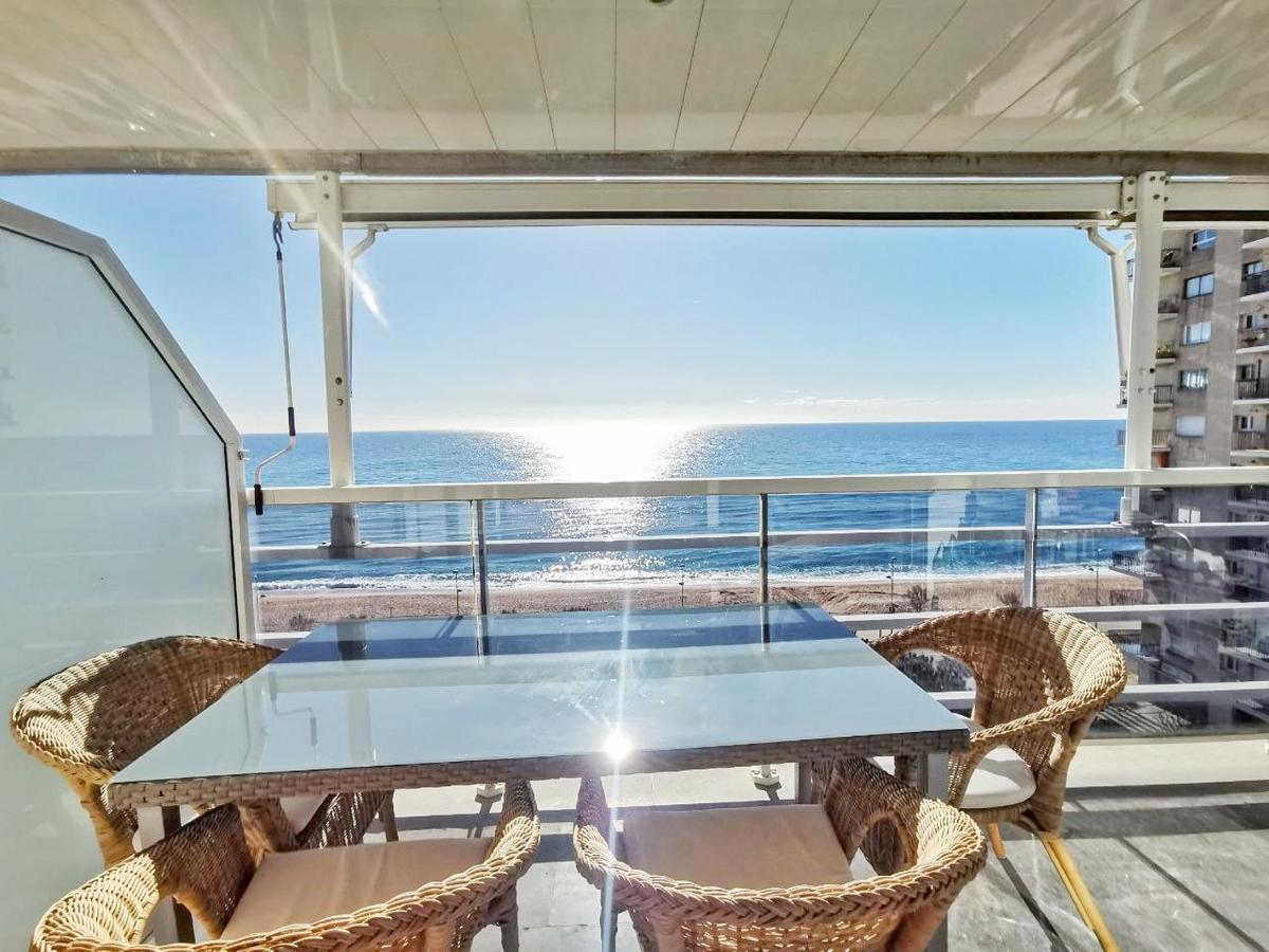 Seafront Apartment In Blanes Bagian luar foto