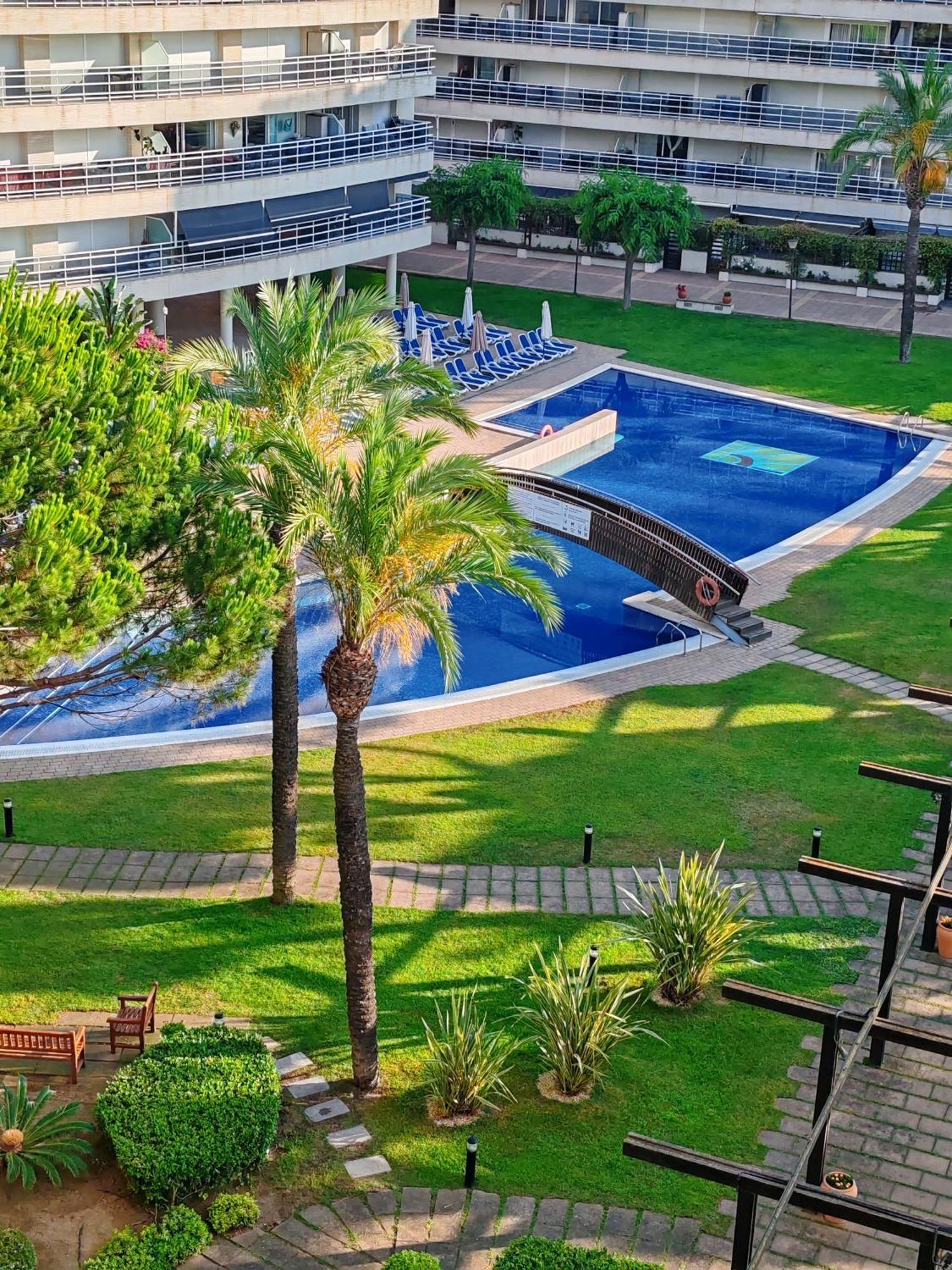Seafront Apartment In Blanes Bagian luar foto